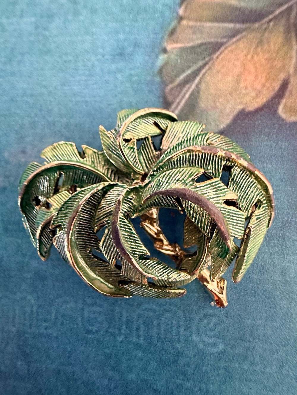 Gold-Tone Green Palm Leaf Brooch - Fashion Jewelry